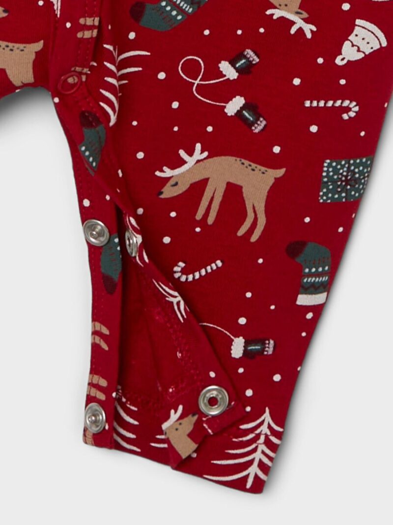 13211572_JesterRed_005