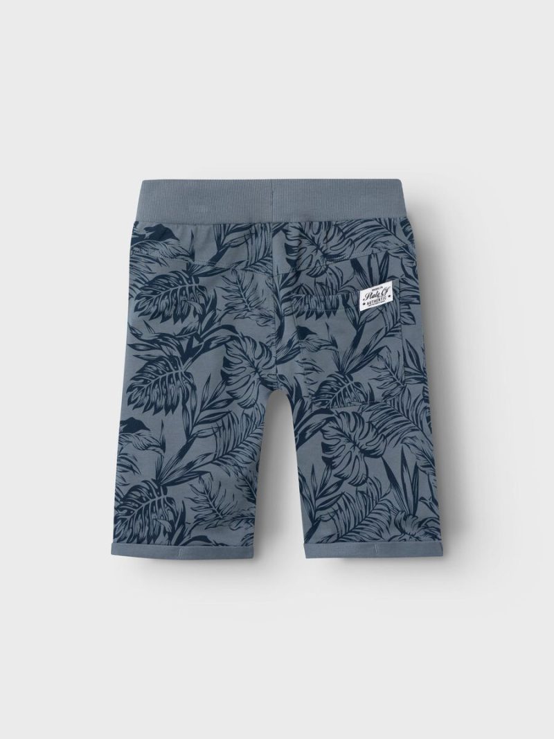 13214389_StormyWeather_002