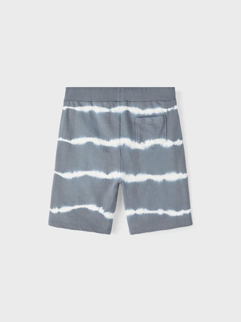 13214653_StormyWeather_002