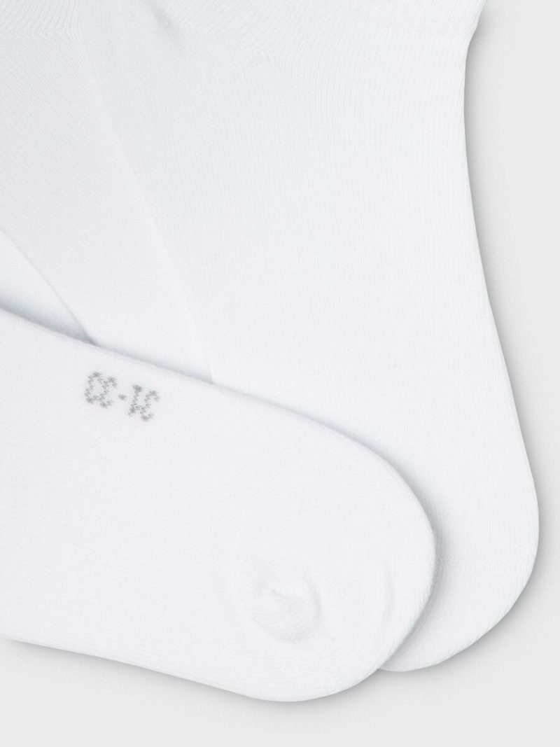 13205491_BrightWhite_005