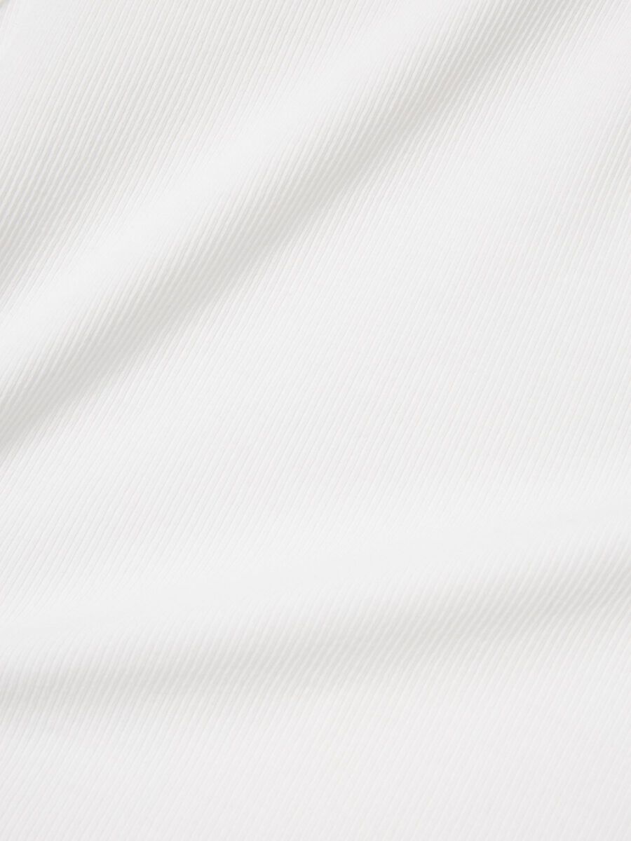 13236672_BrightWhite_005