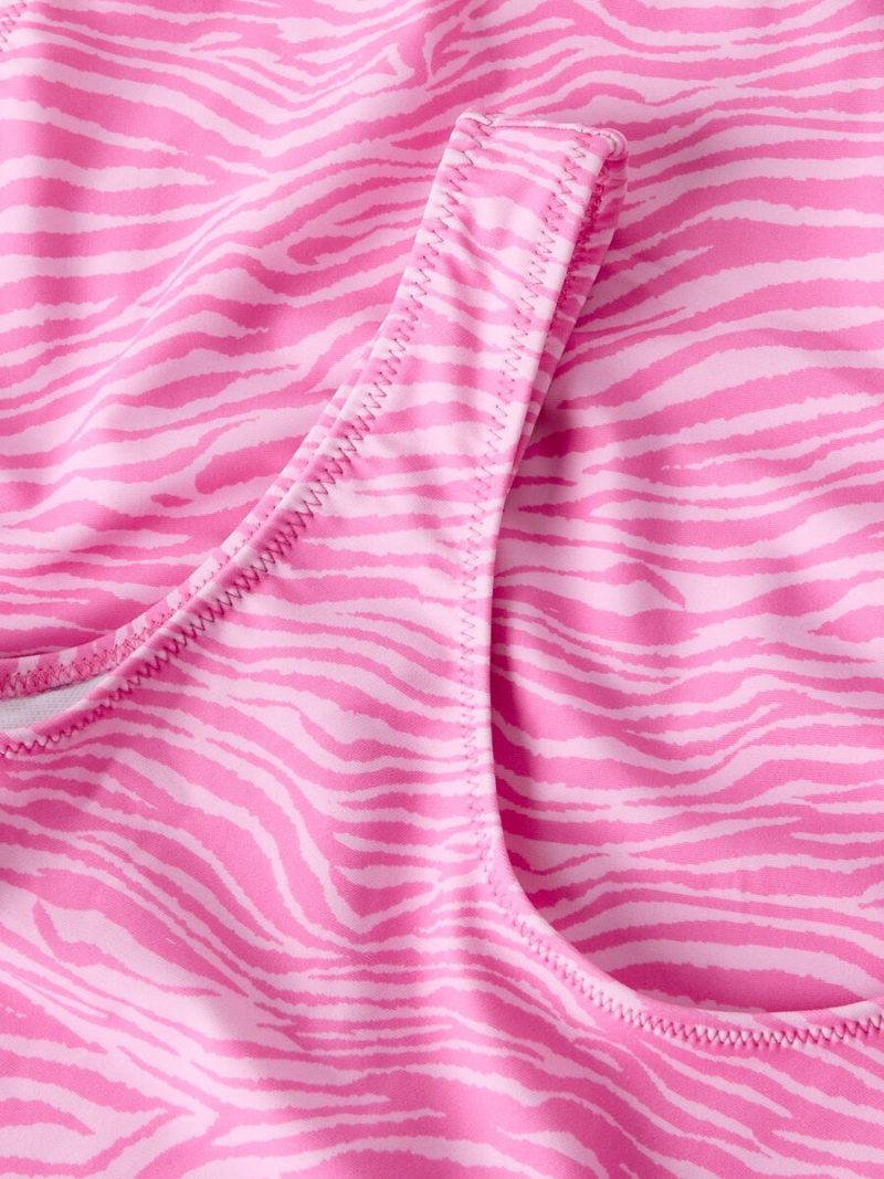 13253262_StrawberryMoon_005